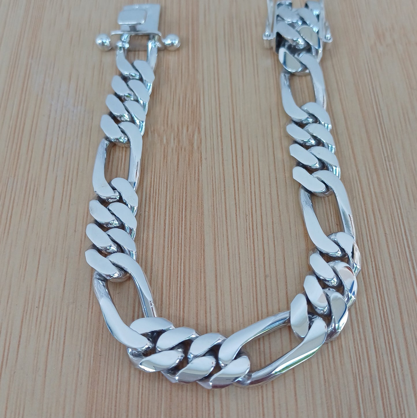 10MM Cartier Figaro Bracelet