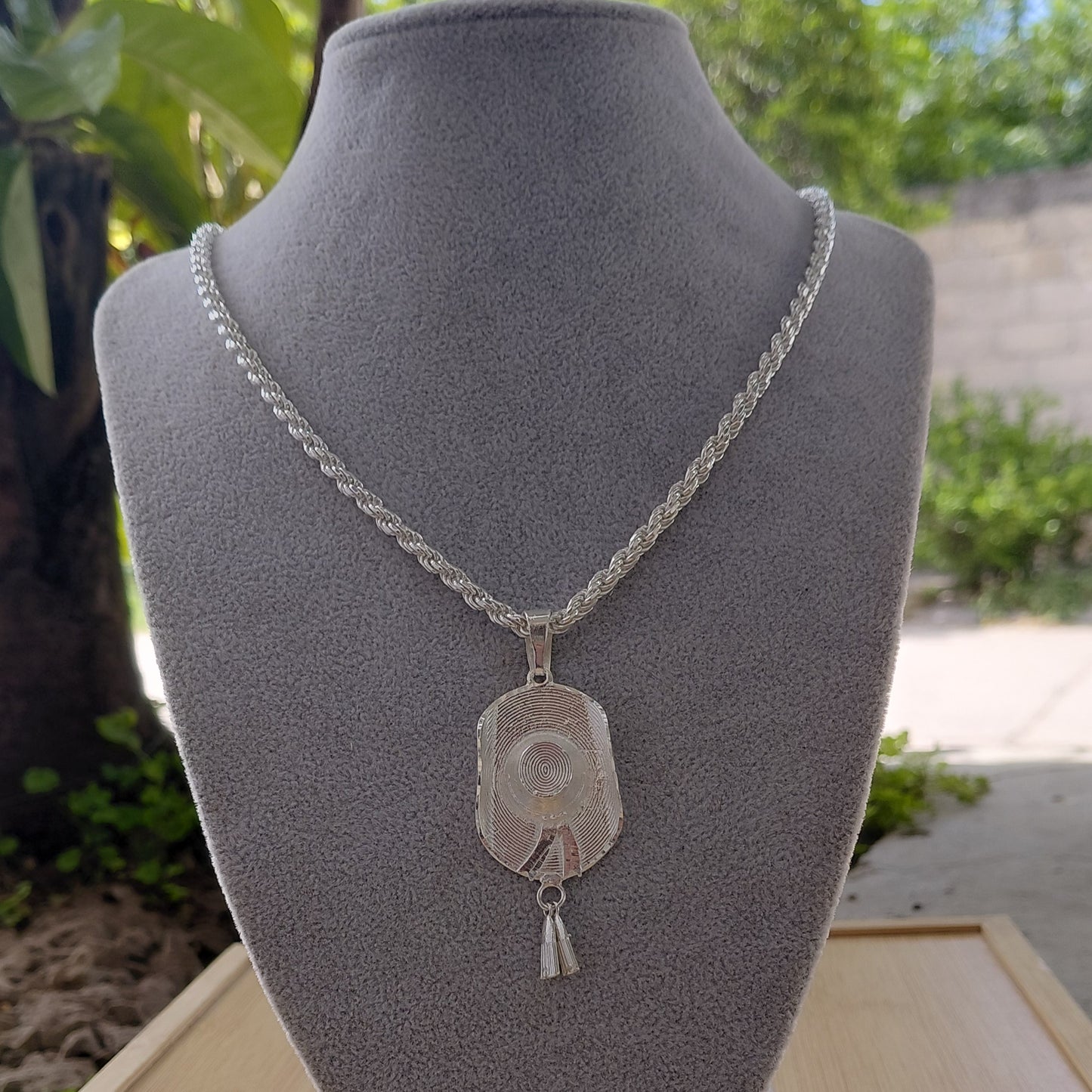 Pendant of Sombrero Calentano